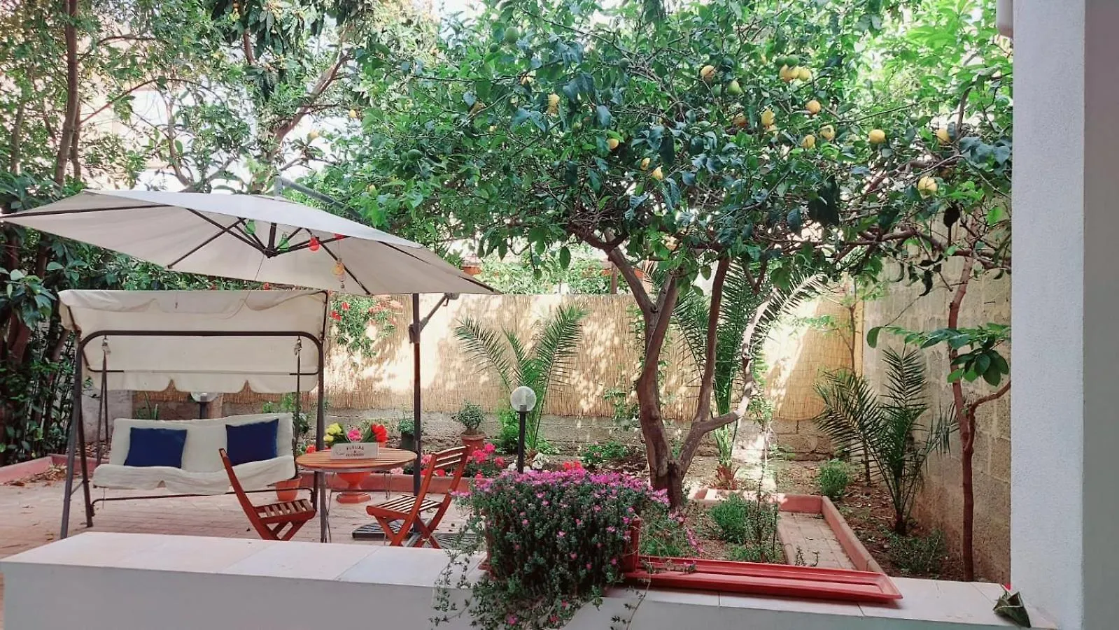 Okiros Apartment Cagliari Italy